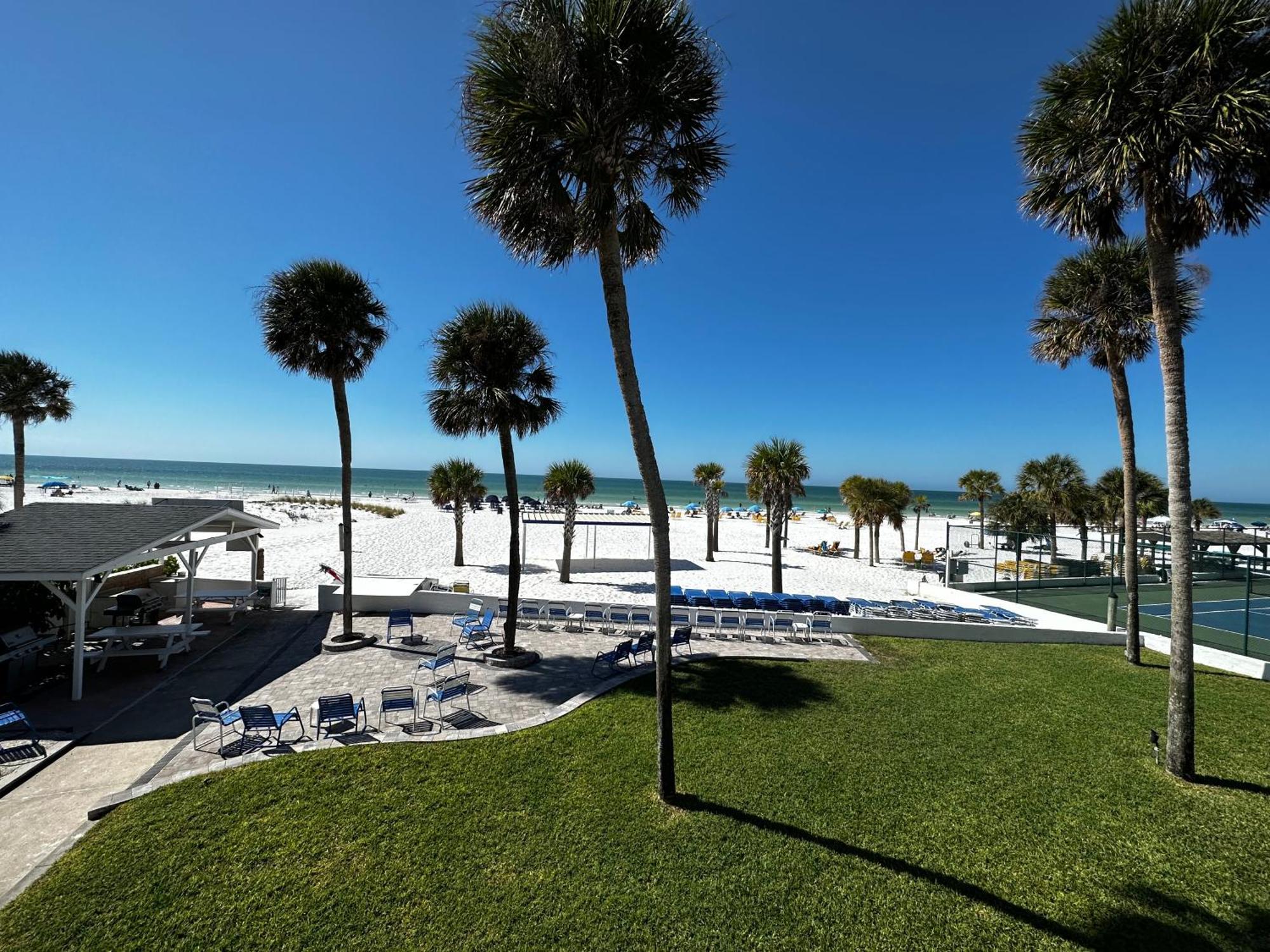 Aparthotel Sea Crest Point O'Rocks Esterno foto