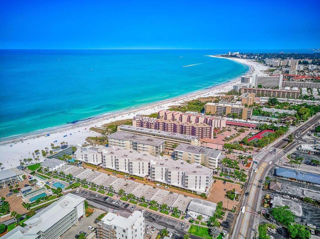 Aparthotel Sea Crest Point O'Rocks Esterno foto