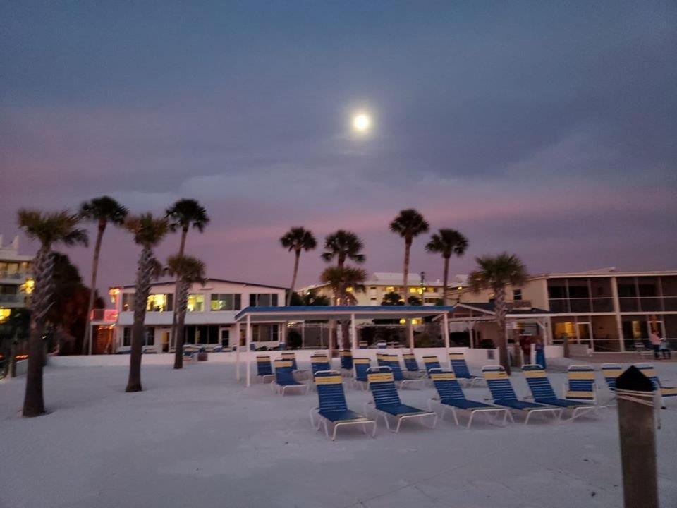 Aparthotel Sea Crest Point O'Rocks Esterno foto