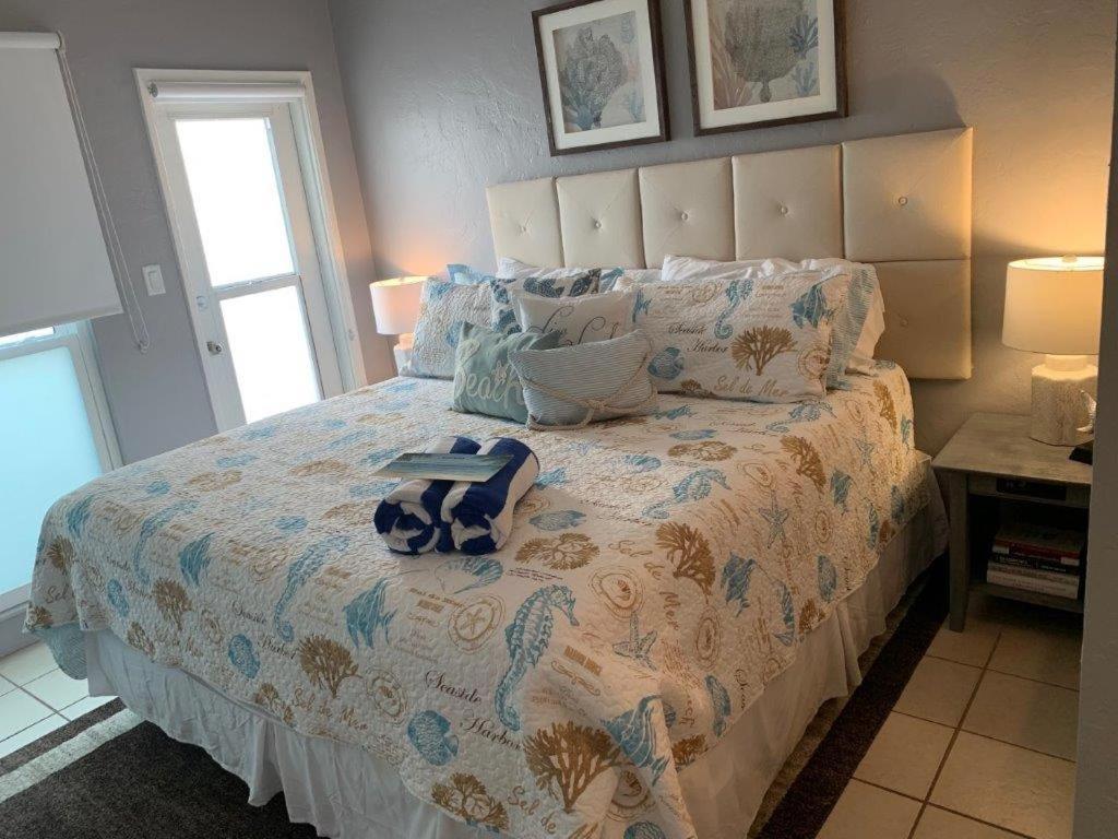Aparthotel Sea Crest Point O'Rocks Esterno foto
